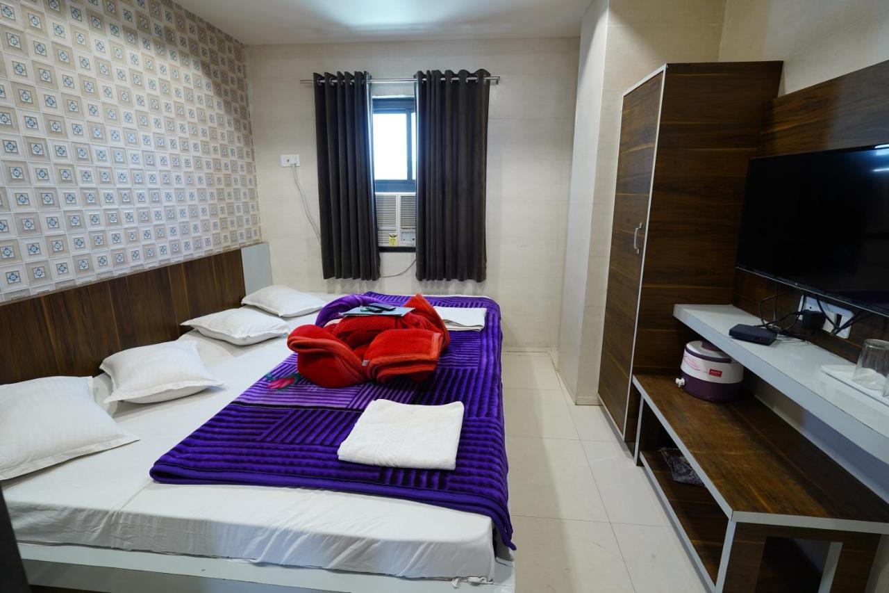 Hotel New Sundaram 150 Mtrs From Dargah Аджмер Екстер'єр фото