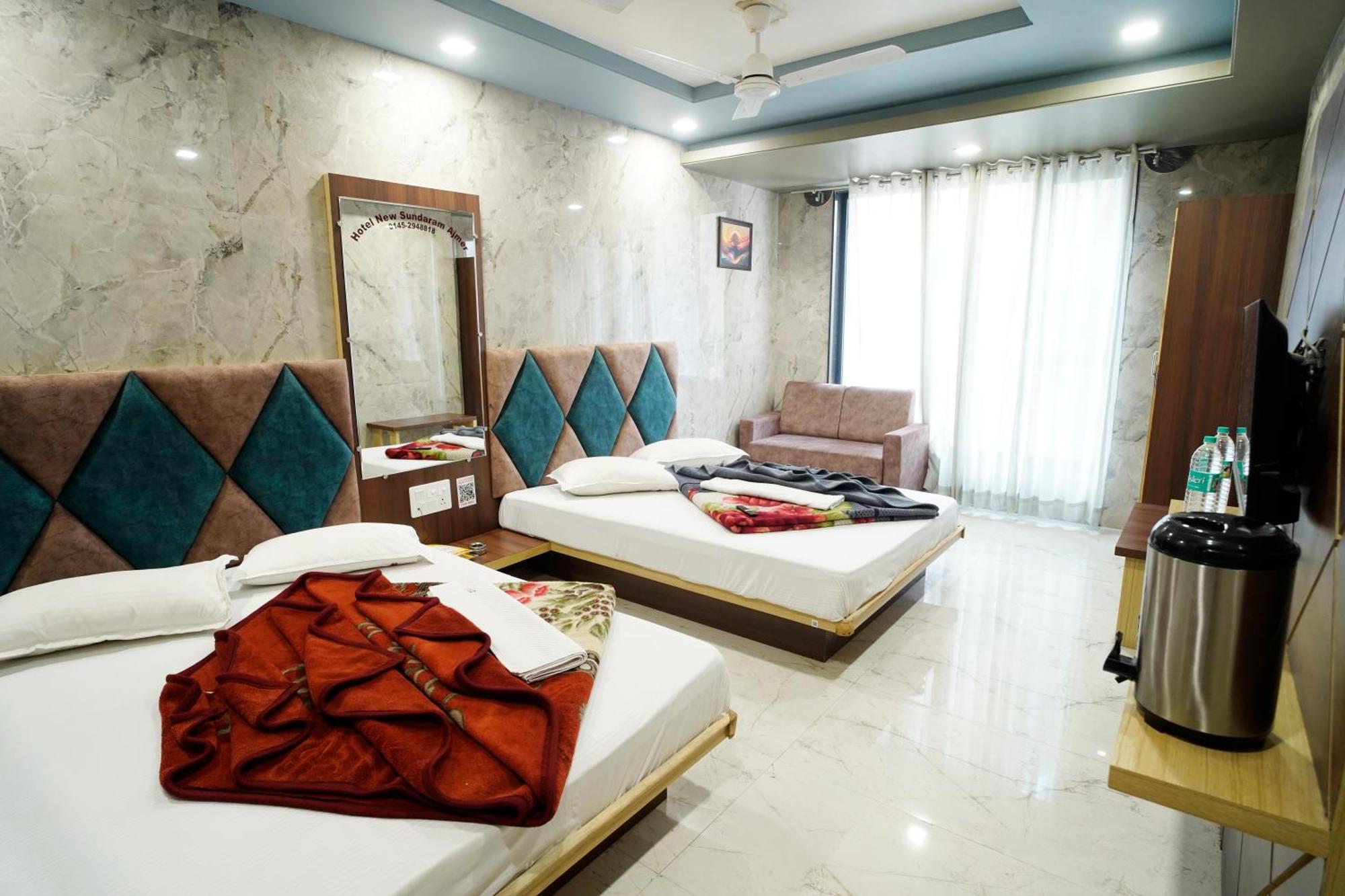 Hotel New Sundaram 150 Mtrs From Dargah Аджмер Екстер'єр фото