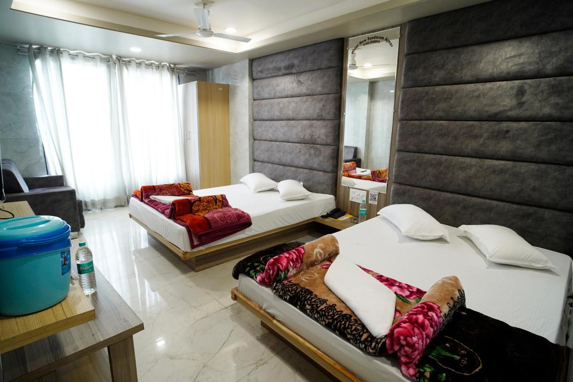 Hotel New Sundaram 150 Mtrs From Dargah Аджмер Екстер'єр фото