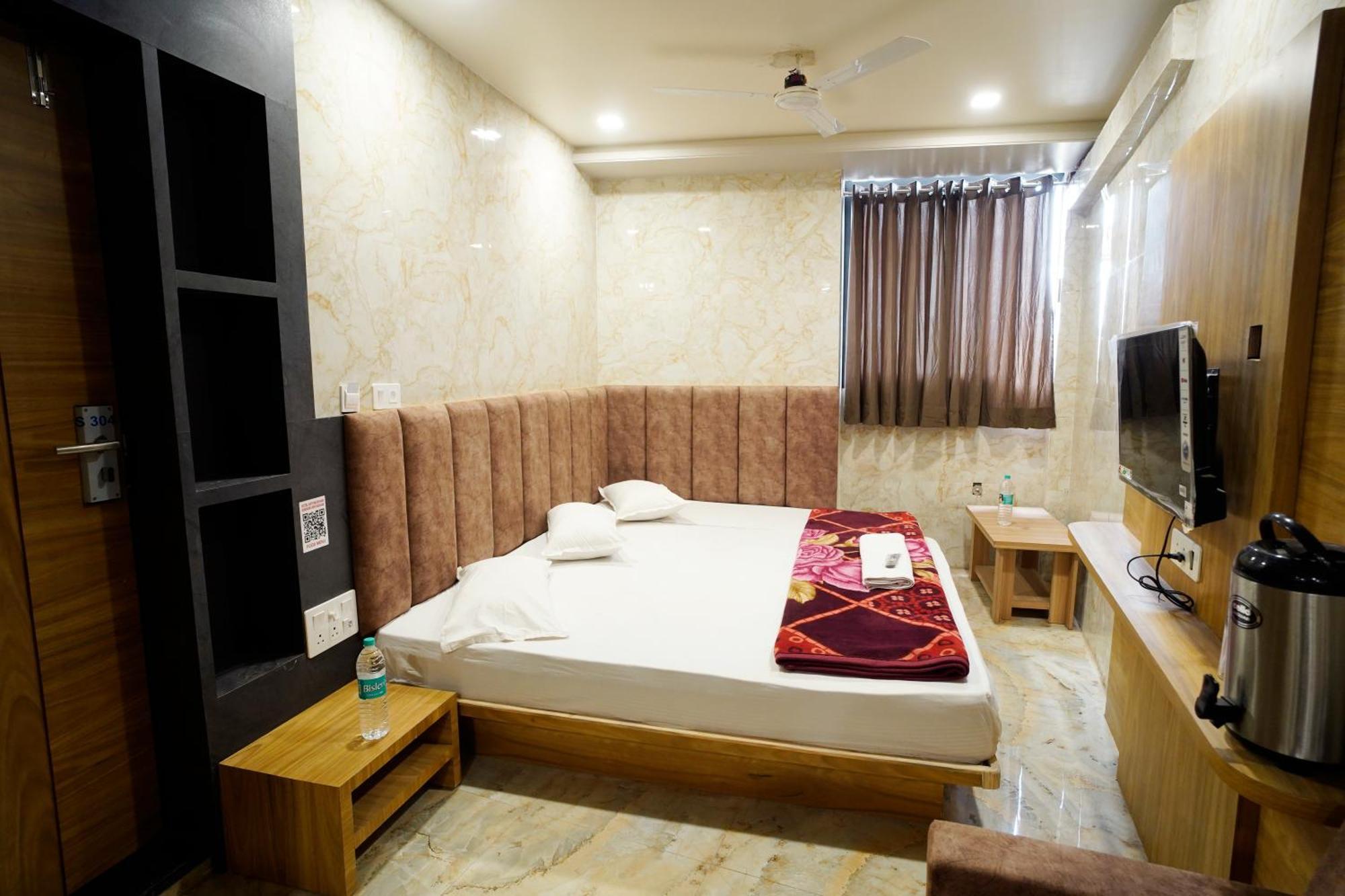 Hotel New Sundaram 150 Mtrs From Dargah Аджмер Екстер'єр фото