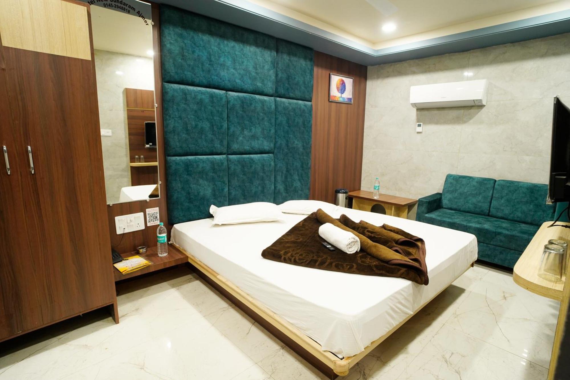 Hotel New Sundaram 150 Mtrs From Dargah Аджмер Екстер'єр фото